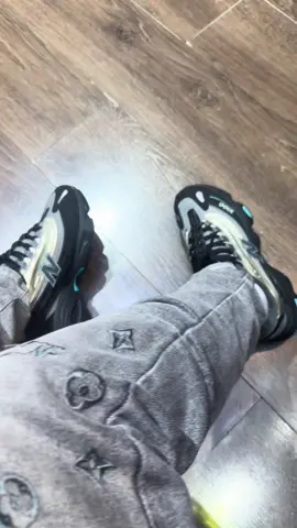 New balance 1000🔥🔥 Available in sizes 38-45 Price 4500 App 0711722441#urbankicks11 #foryou #fyp #gainwithurbankicks11 