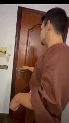 Que te lo pague Dios 😵‍💫 (ningún repartidor de pizza fue obligado a salir en el vídeo)  #dios #humor #fyp #Pizza @Cere_Dev 
