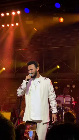 The kind of style that turns heads without trying — Dawit Tsige makes simple look powerful, and powerful look soft. #dawittsige #fyp #dawitconcert #habesha #ethiopia 