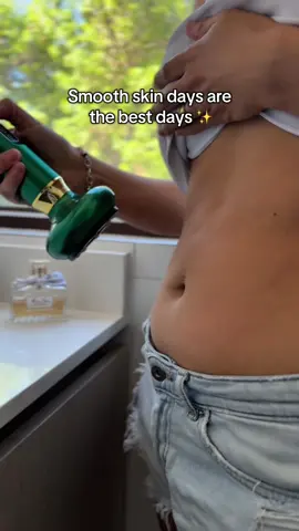 Because smooth skin is confidence 🌸. This cellulite massager combines suction, heat, and red light therapy to help reduce cellulite, tone skin, and improve circulation. A little self-care ritual that feels amazing every day ✨💕 #cellulite #SelfCare #beauty #lipedema #giftideas 