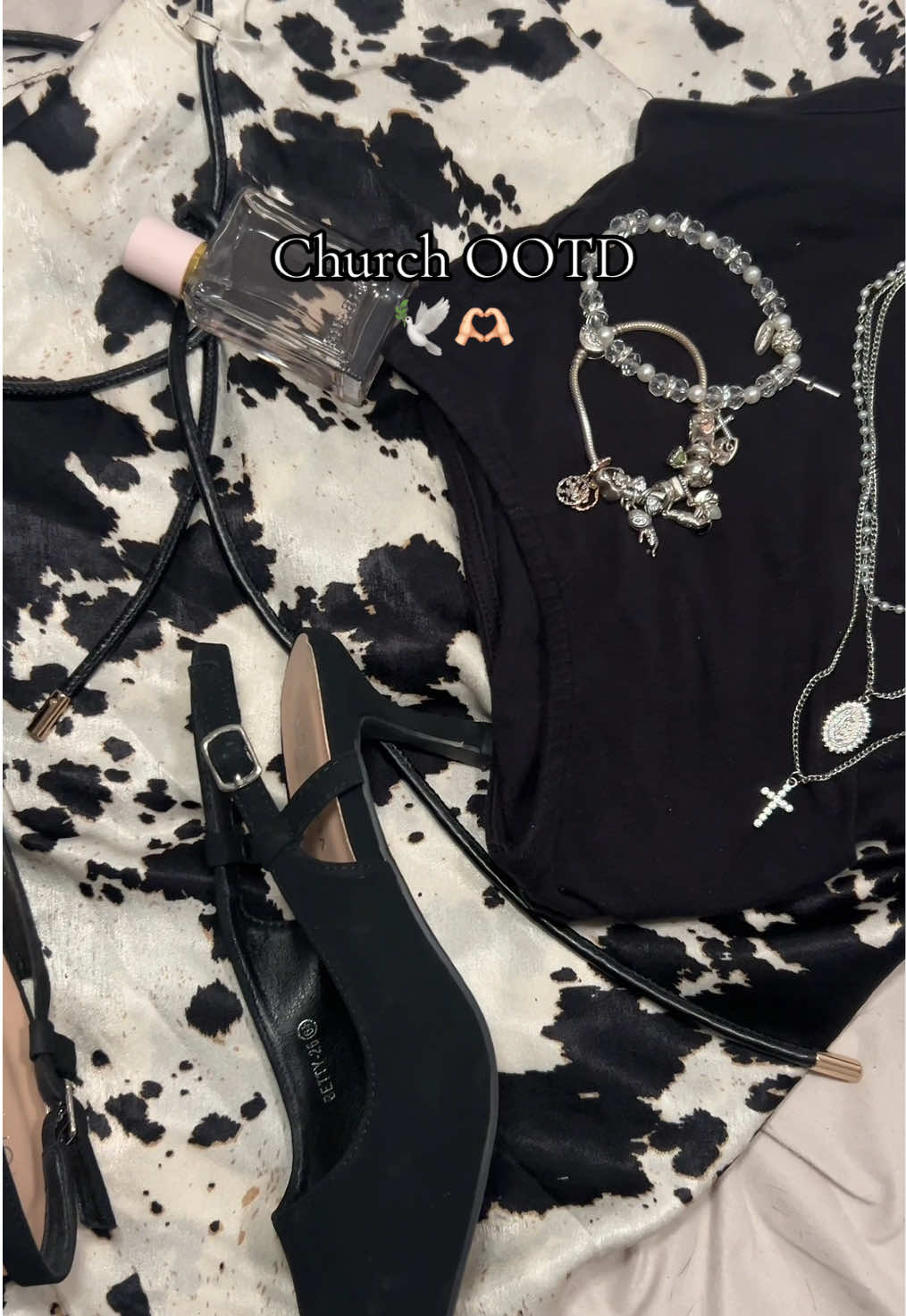 Dressed in faith & a little bit of style 🤍✝️ #SundayBest #OOTD #FaithTok #ModestFashion #churchootd 