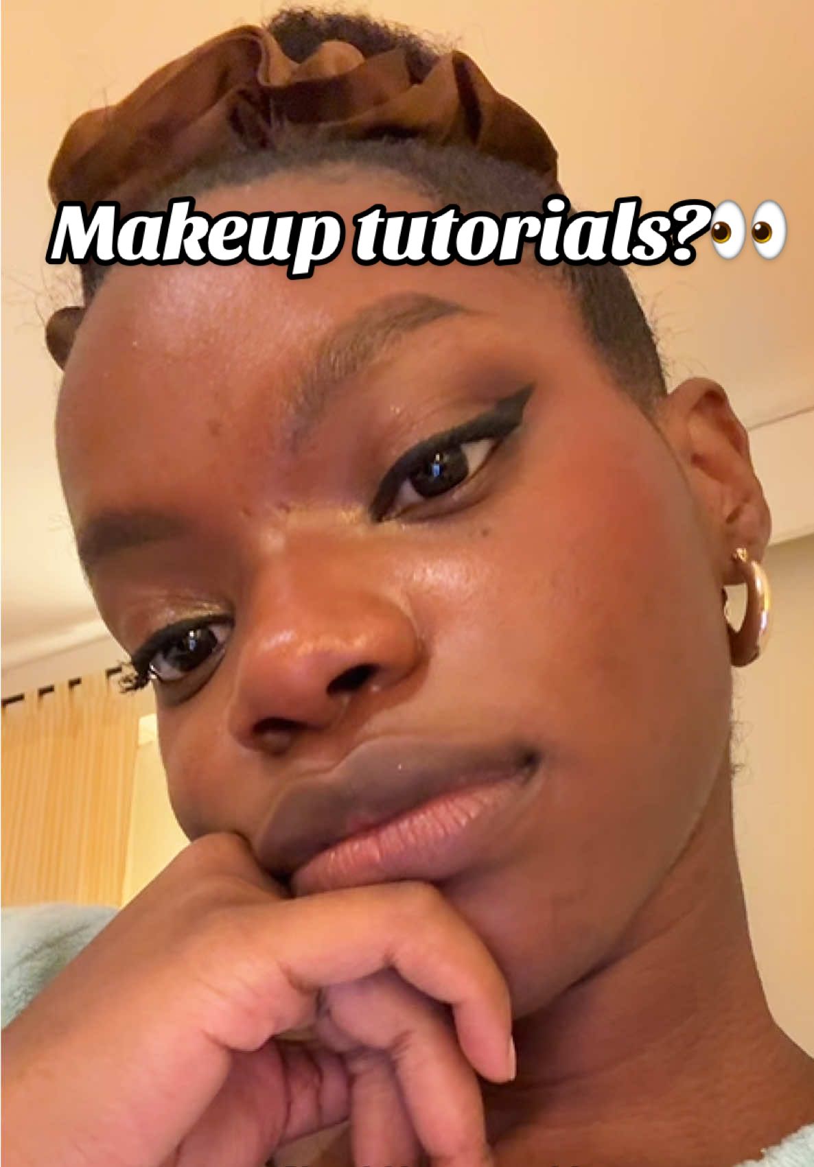 People often ask me about my makeup, especially my eyeliner. Should I start dropping more tutorials? #makeuptutorials #hoodedeyesmakeuptips #comfortcreator #softglamlookmakeup 