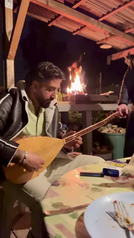 kendine iyi bak 🎼🎶#saz #türkü #derdo #ahmedkaya 
