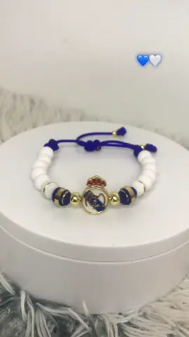 Manilla del Real Madrid🤍💙 Disponible en Oro 18K, Oro laminado y Rodio✅               📍Cali~Colombia                   📥3226089933📥