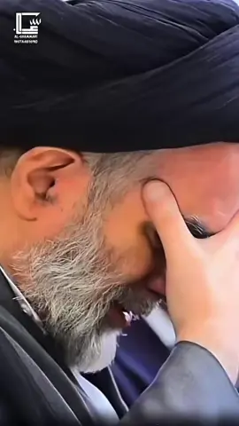 بكاء اولاد المرجع السيد السيستاني على والدتهم  رحمها الله #تراث_النجف_الحسيني 
