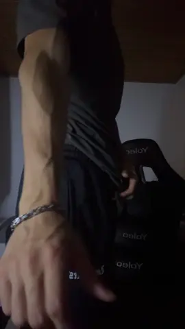 #fyp #veins #veinyhands #abs #biceps 
