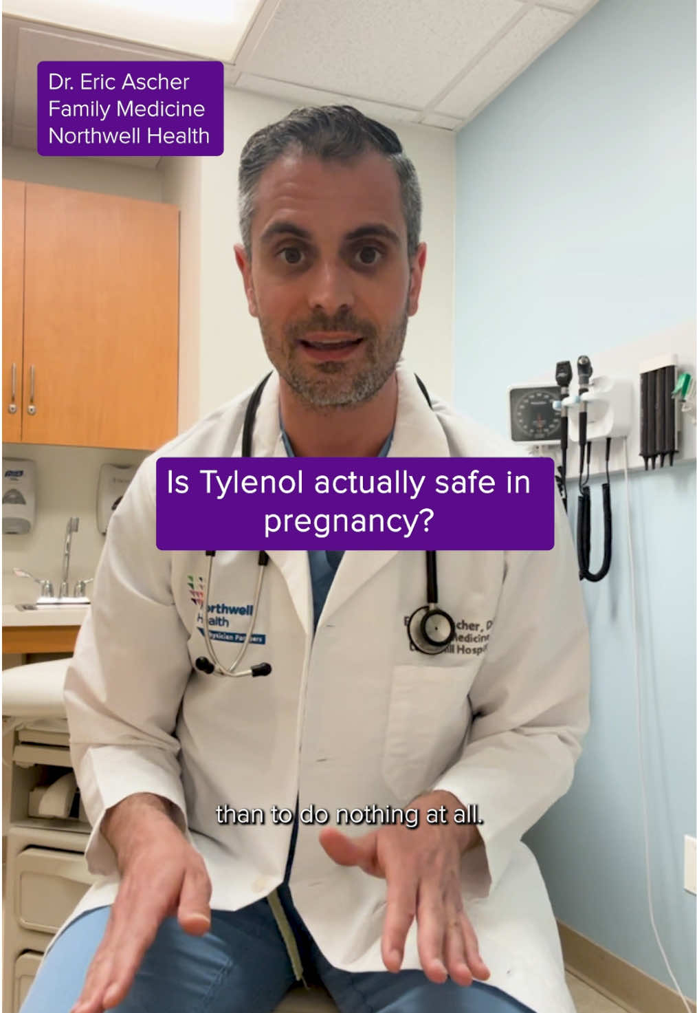 Wondering if it’s safe to take Tylenol during pregnancy? @Dr. Eric Ascher, Family Medicine at Northwell Health, offers his insights. As always, please consult with your medical provider.  #pregnancy #tylenol #acetaminophen #tiktokdoc 