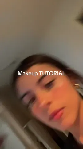 Acá está el tuto de makeuppp