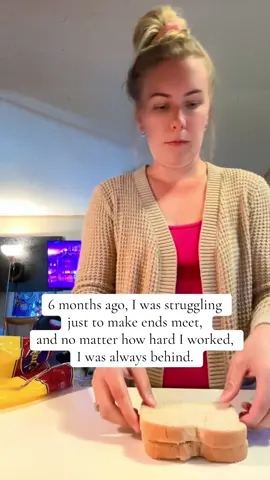 6 months ago I was struggling just to make ends meet. I was only looking to make an extra $1k a month to help with bills and take some stress off my shoulders. What I didn’t realize is that saying yes to digital marketing would open the door to so much more. Now I’m not just covering expenses. I’m building freedom, creating more time for my kids, and finally seeing the life I’ve always wanted start to come together.  Comment ✨READY✨ and make sure to grab my FREEBIE in my b!o If I can do this, so can you. #digitalmarketingforbeginners #strugglingmomsoftiktok #workfromhomemommas #digitalandaffiliatemarketing #singlemomstruggles 