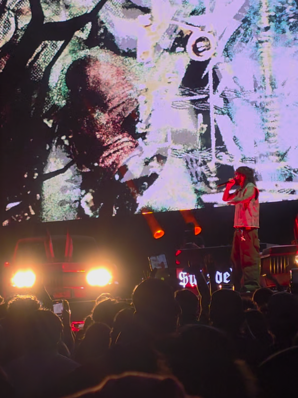 its funny when Ruby annoys Scrim on stage at Grey Day Tour 🤣😂🤣 (from $uicideboy$ grey day tour 2025) @$uicideboy$ #g59 #greyday #scrim #rubydacherry #sb 