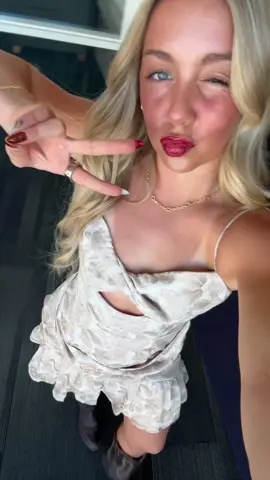 GRWM for photoshoot #fyp #nebraskavolleyball #countrygirl @Suzie.photography photos with my queen 