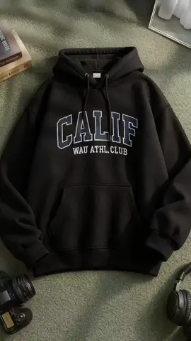 Unisex Gray American College Hoodie Vintage vibe. Oversized fit. Street-ready. Perfect for casual wear all season. 🛒 Add to cart today! #CollegeStyleHoodie #UnisexStreetwearPH #OversizedFitPH #VintageSweaterPH #MenswearStylePH 