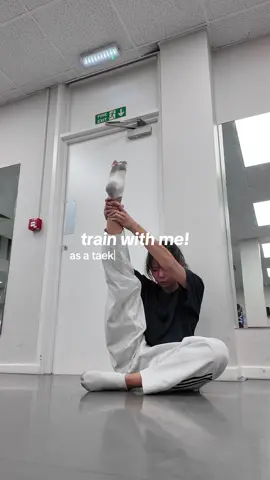 mini training vlog before i start posting on youtube again! #taekwondo #tkd #martialarts #taekwondogirl 