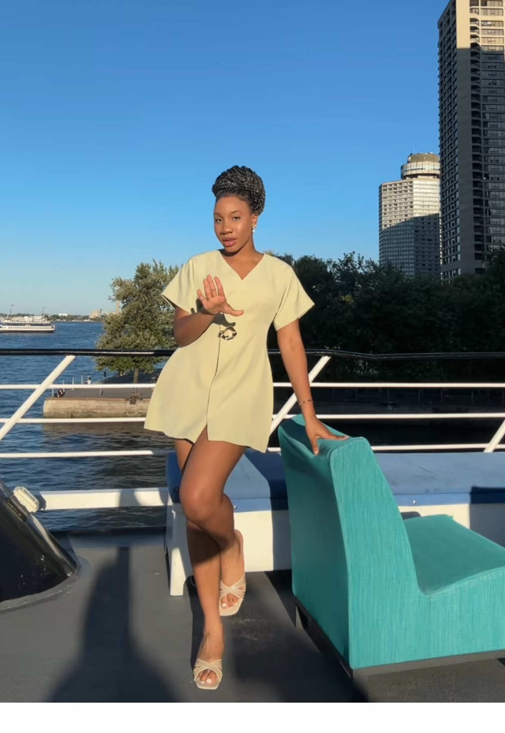 Baby she a 10 🔥 @Shallipopi @SARZ #shallipopi #sarz #afrobeats #newmusic #fypシ゚ 