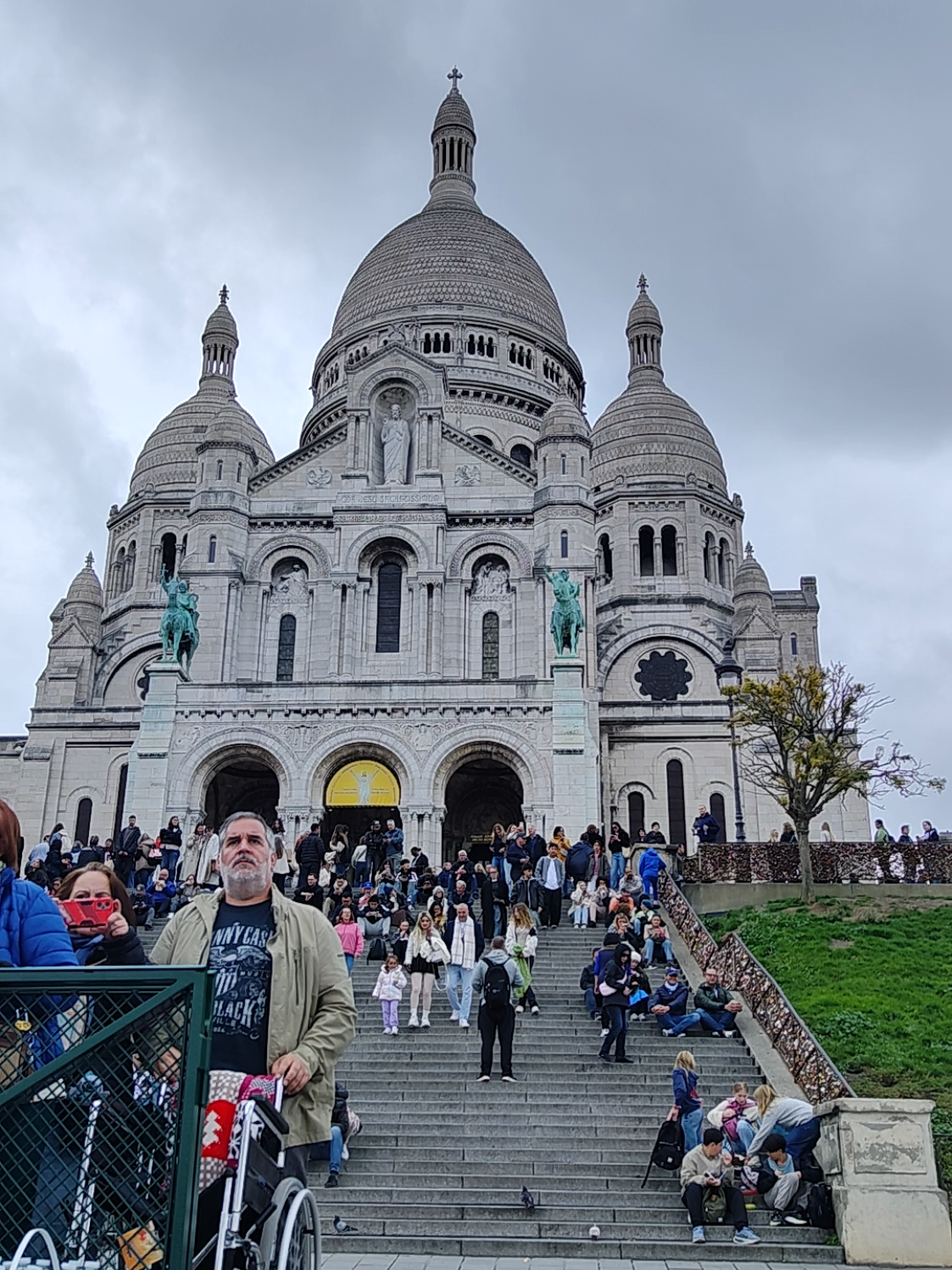 Basilique du Sacré-Cœur de Montmartre Paris France  #sacrecoeur #montmartre #france #paris 