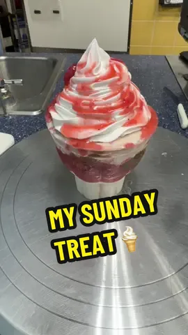 Personal Cupcake treat🍦🍦(Not a menu item)#dairyqueenpov #dairyqueen #meta #manangerlife #orangejulius 