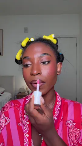 End of this video is prime example of why I don’t mess with my birthday cause nothing ever goes my wayyyyy 🫩 #chitchatgrwm #grwmmakeup #birthdaymakeup #softglam  Products: @DanessaMyricksBeauty blurring balm @milkmakeup skin tint and mascara @Estée Lauder futurist concealer  @Saie concealer  @Givenchy Beauty powder @Huda Beauty powder @rhode skin date cake @Westman-Atelier fizz/jam @ONE SIZE BEAUTY lip liner “coin collector” @Anastasia Beverly Hills gloss “cotton candy” @makeupbymario gloss “perfect pink”