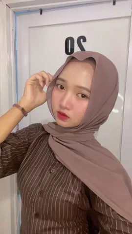 cakeppp bgtt plis kemeja nya💅🏻