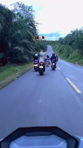 Pasukan sad😌@OFFICIAL HVC PADANGSIDIMPUAN @@vario.BB @Dizzy_GEN2 @sir.pai @Reza Maulana @IJOY_GARAGE  #sadvibes🥀 #xybca #vario #honda #suarahati 