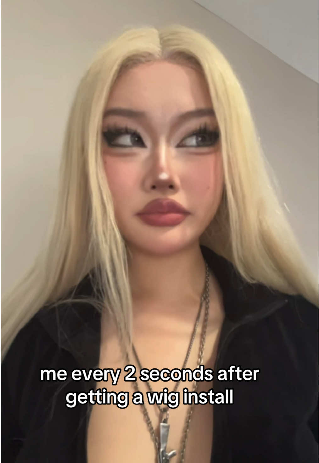 It be so itchy i js wanna rip it off my head 😭 #fyp #relatable #wiginstall #douyin #funny 