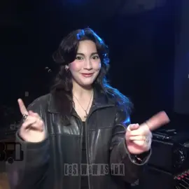 Happy Ale Day ✨✨ | May this faces of Ale bless your day 😆 @The Warning @alejandra Villarreal   #thewarning #thewarningrockband #paulinavillarreal #alejandravillarreal #danielavillarreal 