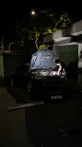 A noite de um cara tranquilo que gosta de carros ✌🏼 #carguy #bandoleros #gearhead #DIY #car 