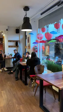 اشهر كوفي في انترلاكن🇨🇭#شوكلاته فانكي سويسرا #سويسرا🇨🇭#كلوب_سويسرا 