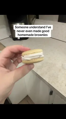 I didn’t add enough food coloring I wanted them to be purple. First try, I’ll fix them🤷‍♀️#macron #macaron #idk 