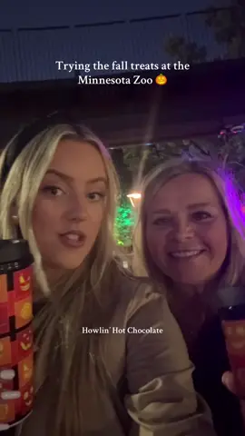 The Howlin’ hot chocolate was my favorite🤭✨🎃 with the cutie moon pie on top - overall great food at the Jack-o-Lantern Spectacular 💯 #jackolanternspectacular #minnesotazoo #fallactivities #foodreview #fallactivities 