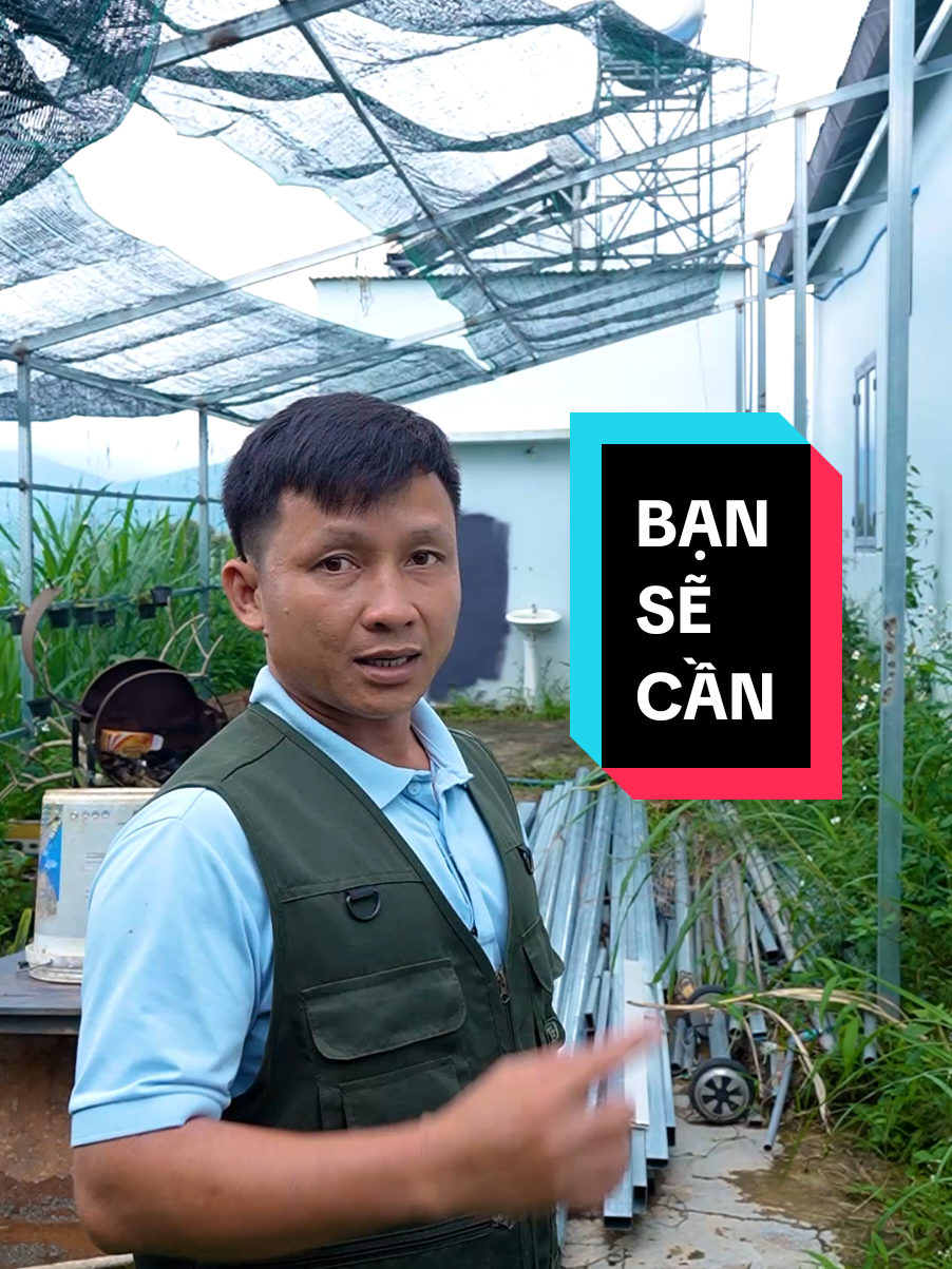 nếu nhà bạn hay cúp điện sẽ cần chiếc đèn này. #binhdiennang1 #dennangluong #dennangluongmattroi #denledcamtay #dennangluongmattroigiatot 