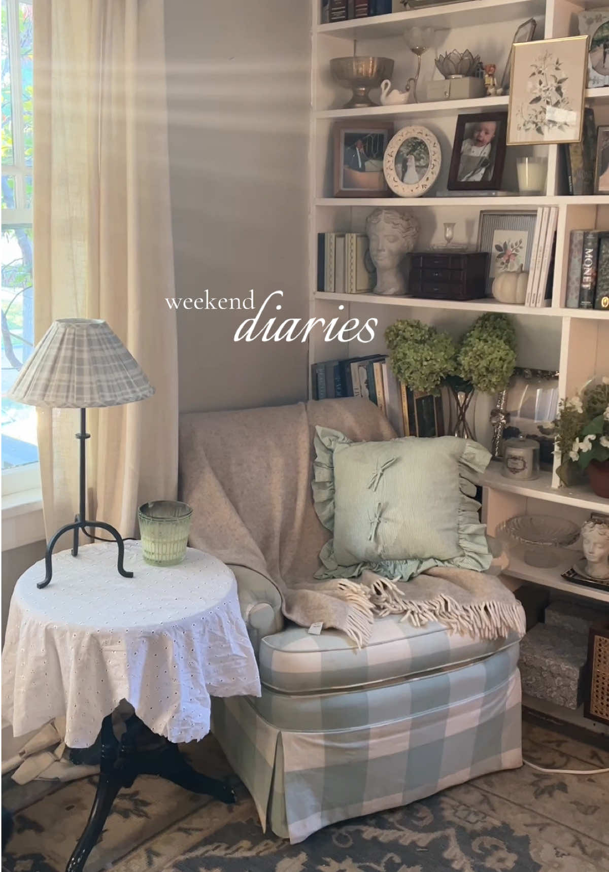 it was such a pretty weekend 🍃 #weekend #weekendvlog #cozyathome #cozyhome #romcom 