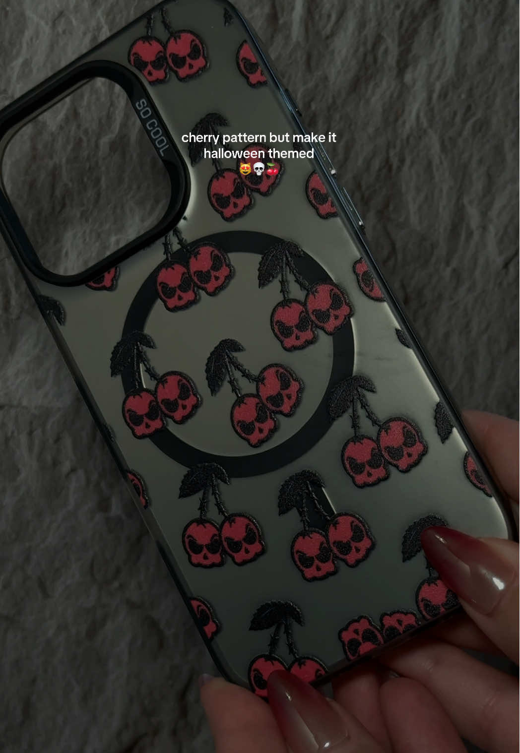 This is going to be such a perfect phone case for halloween 😻🎃  It’s MagSafe/magnetic as well!! Go grab your own on TikTok shop🛒🛍️  #fyp #Tech #phonecase #halloween #accessories 