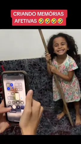 Essa trend é demais kkkkkk #mamae #maternidadereal #filhosbênçãodosenhor #meme #comedia  (Para créditos no vídeo favor enviar mensagem no direct). ❤️ créditos: @IrmãMaria 