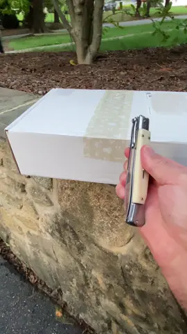 Chipopotamus is done it again. Check out this new rose shirt super hot will be wearing that at the new golf outing next month in the hat as well. The new magnetic features fantastic  so check it out in the TikTok shop super awesome drip come get yourself some  #getbacktogolf #ttsacl 