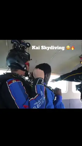 This is wild. W skydiving🔥#kaicenat #mafiathon3 #viral #fyp