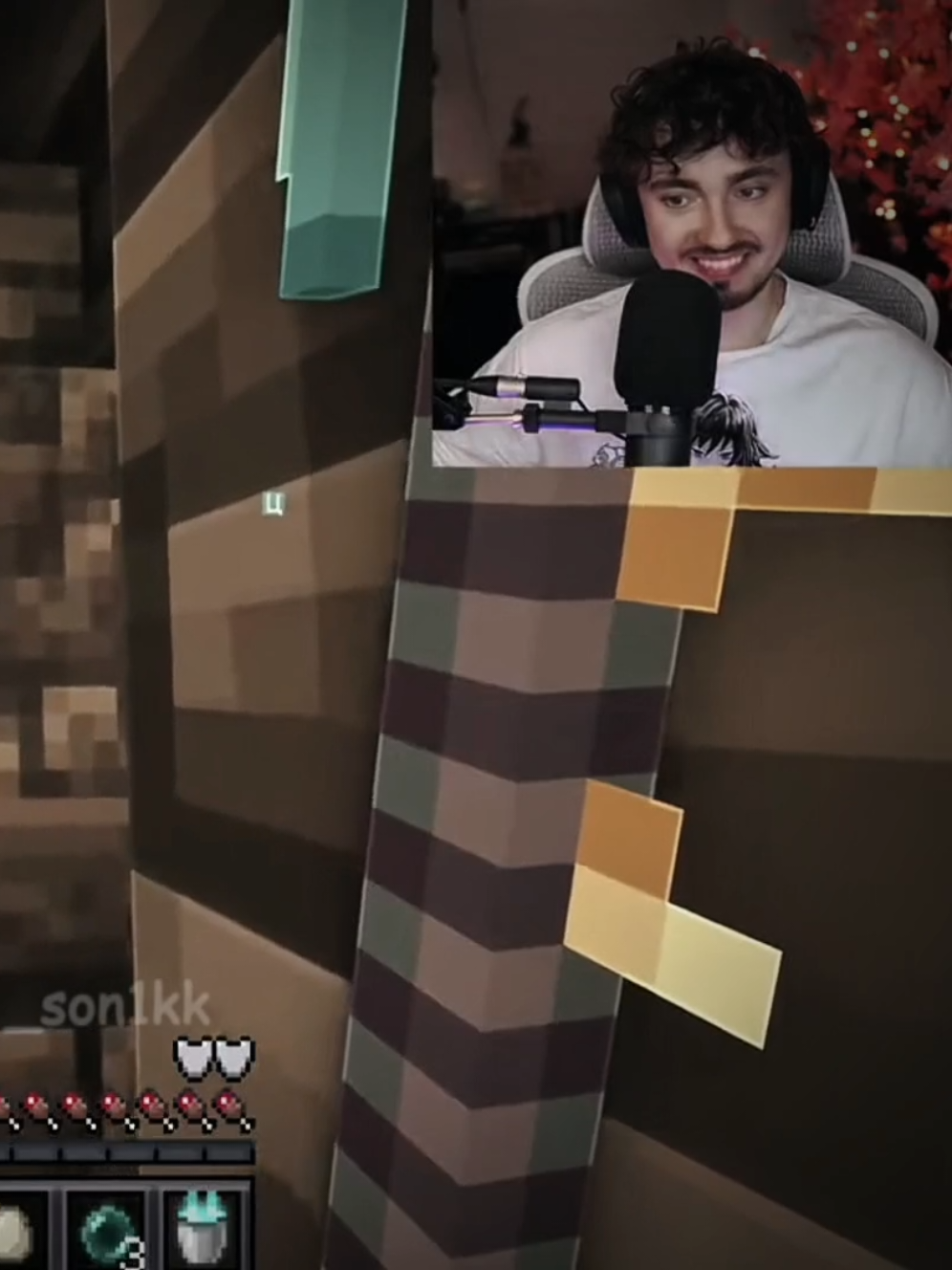 возможно лагает моментами(?) не уверена, но нарезочка подоспела)) #майнкрафт #популярное #fyp #popular #recommendations #рекомендации #edisonperets #стрим #нарезка #нп #эдисонперец 