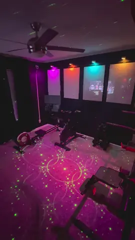 Stop carrying old feelings into new experiences 😭 P.S. Which holiday yall looking forward to?  #ZefAVibe #homegym #blackgymtok #homegymequipment #homeworkout                       