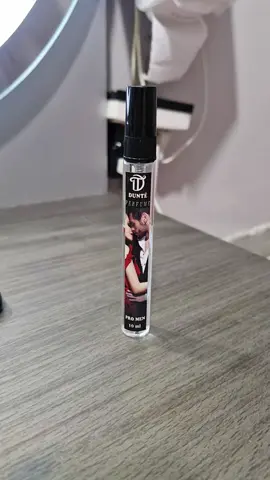 Mn đã săn thử em nước hoa nam DUNTÉ 10ML này chưa nhanh tay lên vẫn còn đang giảm ạ #GMV #tiepthilienket #xaykenhtiktok #xuhuongtiktok #xuhuong 