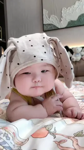 Hé lu, có ai chơi zới tui hem #chipbae #nhaviaembebubam #nhavia2vach #nhaviaconcaokhoe 