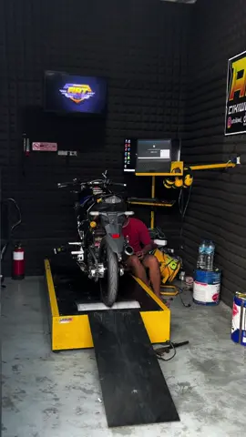 Semua yang dipendam di lampiaskan ke mesin ☺️ #cb150r #cbbulbull #dohcgank #cb150rcikarang #k56gank 