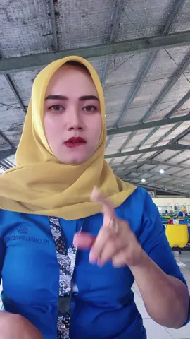 beda teman beda tongkrongan !! #fypシ  #tiktokviral  #buruhpabrik  #changshinindonesiakarawang 