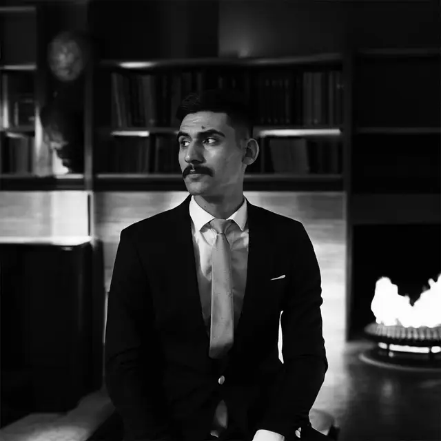 #كاضم_إسماعيل_الكاطع #محسوبه_من_العمر_كل_ليله_نكضيها #متابعه_ولايك_واكسبلور_احبكم #مشاهدات #اكسبلور 