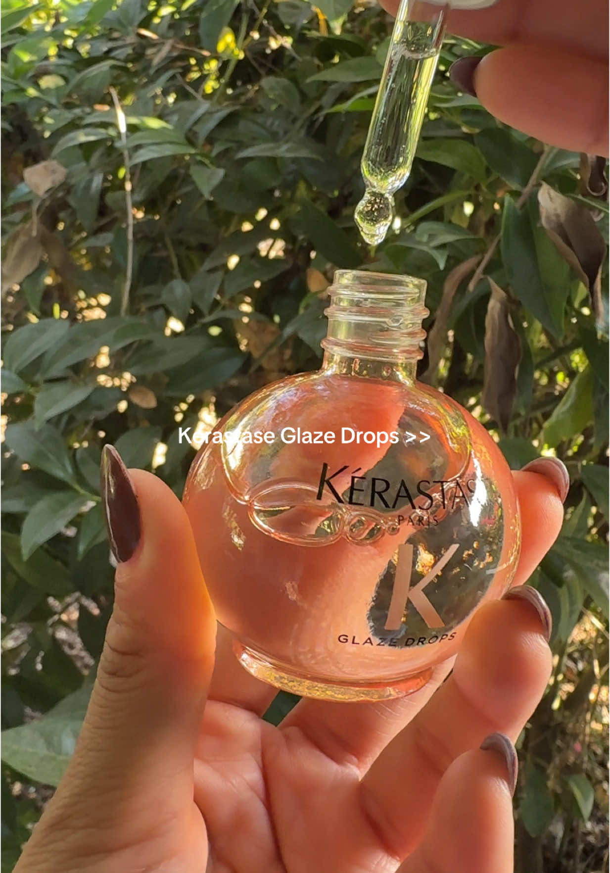 This is amazing and smells heavenly 🥹🌸 #kerastase #glazedrops #hairtok #hair @Kérastase 