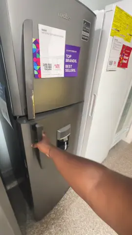 My fridge gave up on me 😩 but nothing a little upgrade + grocery haul can’t fix! Come spend the day with me 🖤 #SpendTheDayWithMe #DailyVlog #ResetVibes #GroceryHaul #LifeUpdate @ClassyNailz 