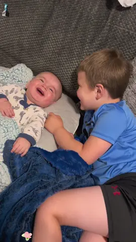 Try not to laugh😂😂#laughing #cutebaby #laughingvideo#babylaugh #funnyvid 