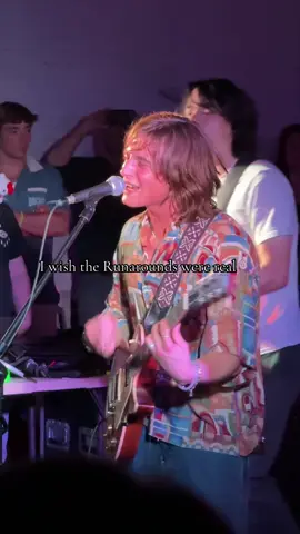 Seriously one of the best concerts I’ve been to.  #therunarounds #amazonprimevideo #concert #axelellis #fyp 