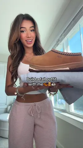 I had to change the shoes at the end hehe😚#falloutfits #OOTD #fashion #outfitideas #outfits 