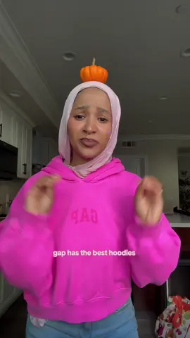 Got it in medium petite #gap #gaphoodie #hoodieszn #hoodieweather 