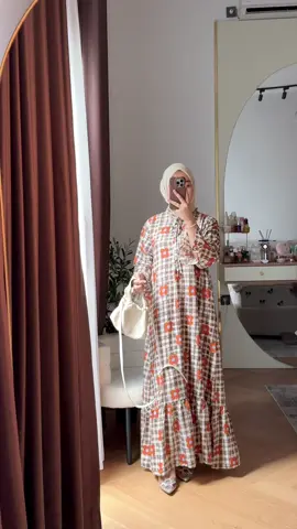 Nemu daster licu bangett kayagini #rekomendasi #simple #outfit #OOTD #dress 