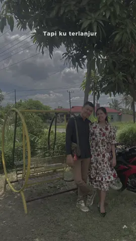 Umur tidak jd patokan untuk memilikimu,tp umur mengajariku tentang kedewasaan memilikimu#manurung #koperasi #virall #fyp @veraalubiss 